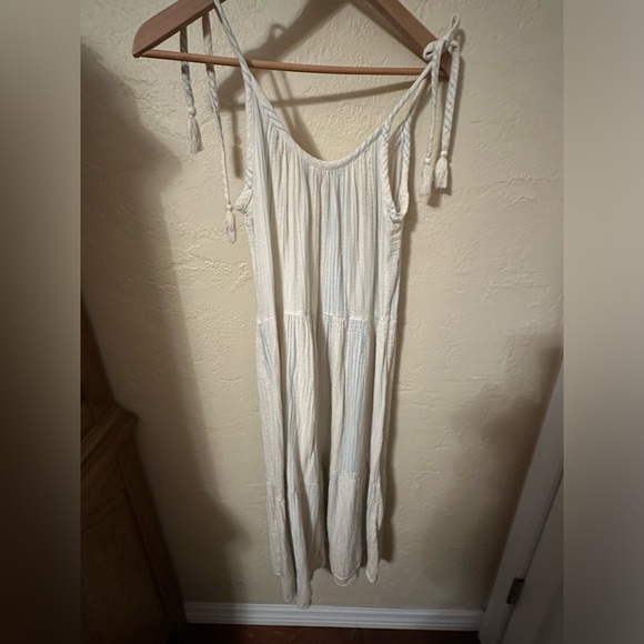 Time and Tru dress - Picture 3 of 4